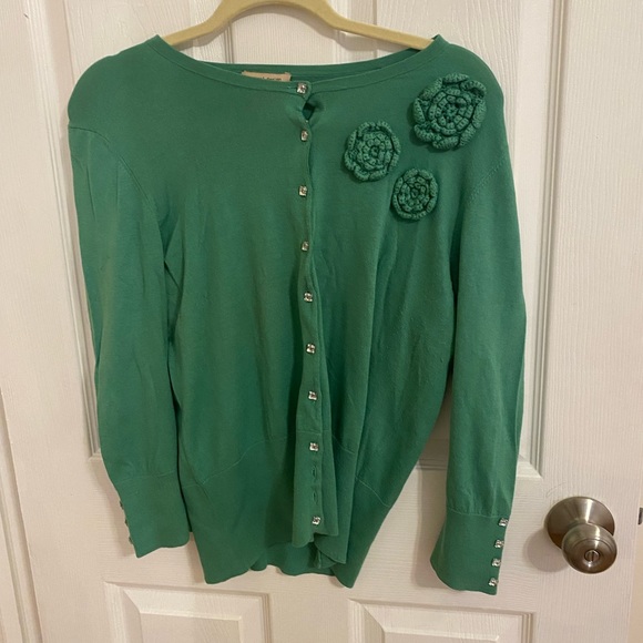 Vertical Design Sweater - Picture 2 of 6